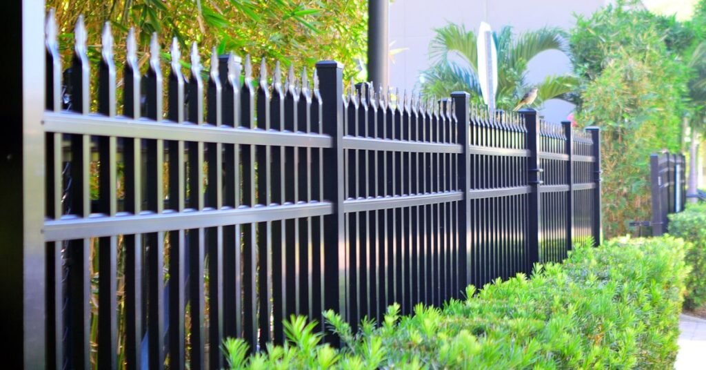 Aluminum Fence Featured