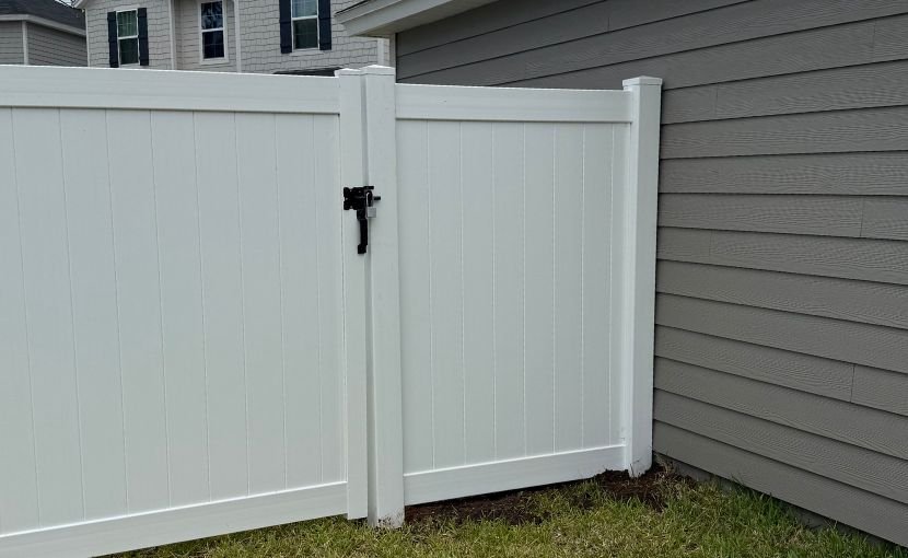 Vinyl Gate Fence For You Jacksonville